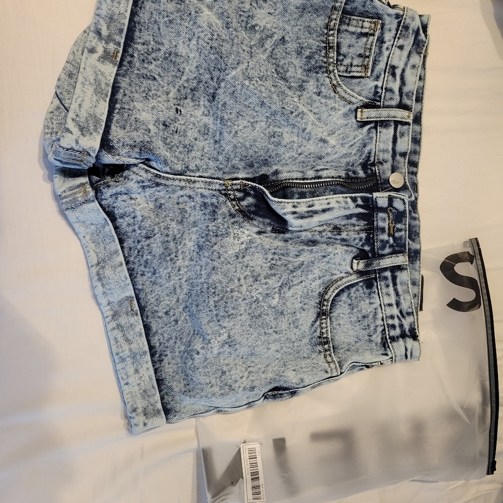 Shein shorts NWT